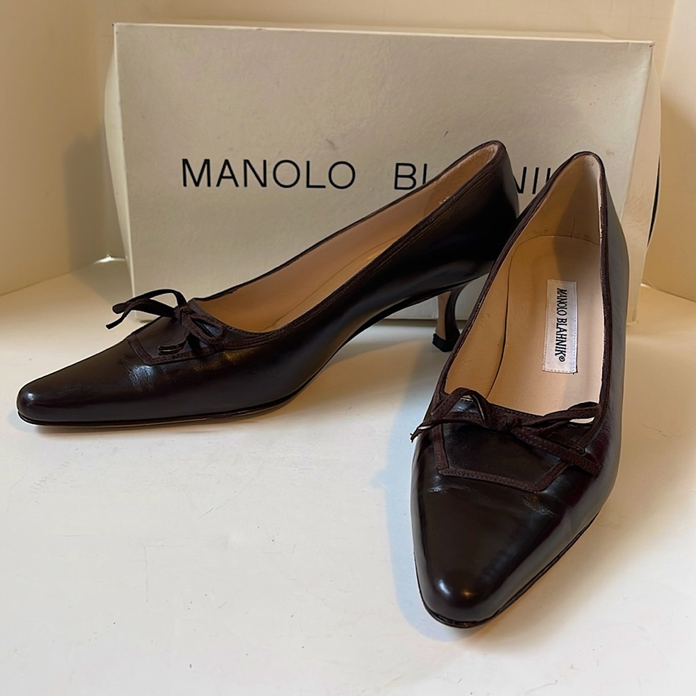 Vintage Manolo Blahnik Brown Leather Pumps, 9